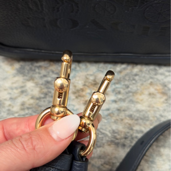 Navy Coach saddle bag with horse & carriage - Picture 6 of 9